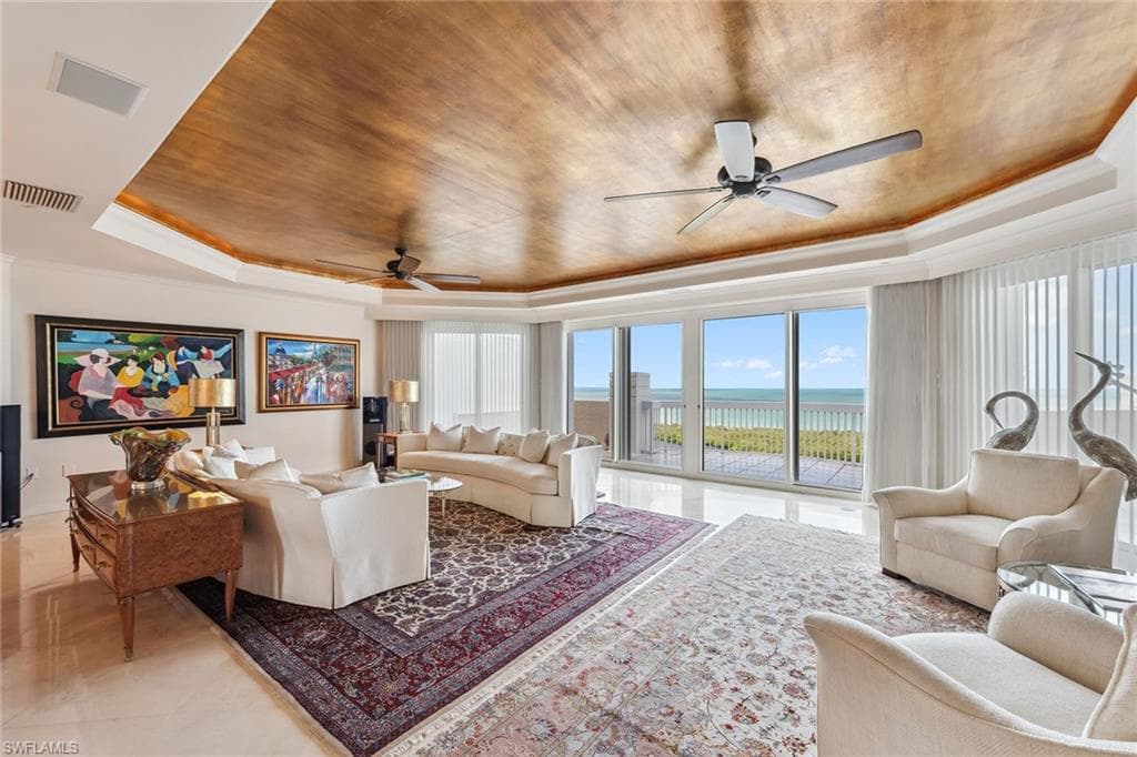 7117 Pelican Bay Blvd Ph-17, Naples, FL 34108-3