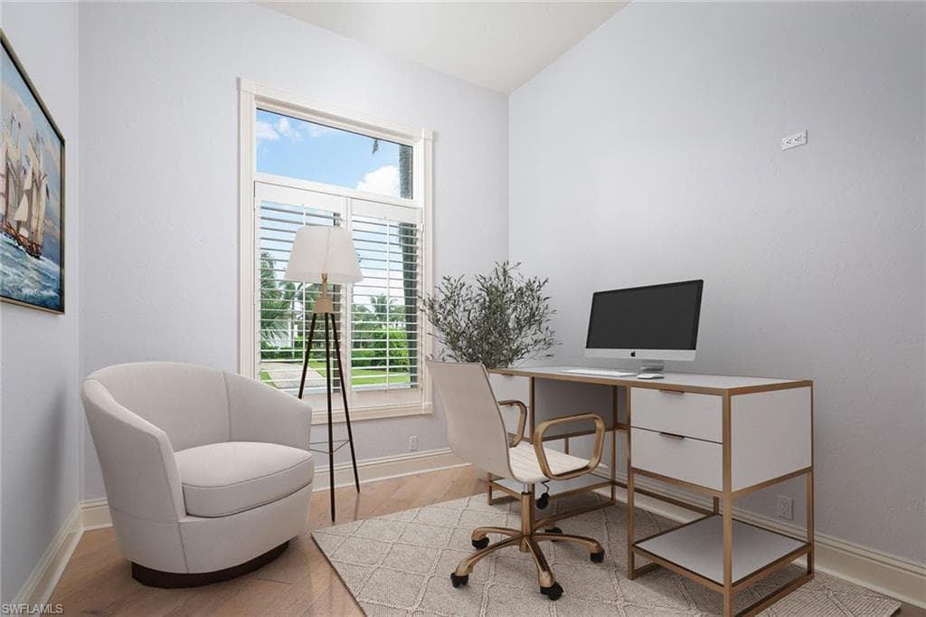 180 7th Ave S, Naples, FL 34102-27