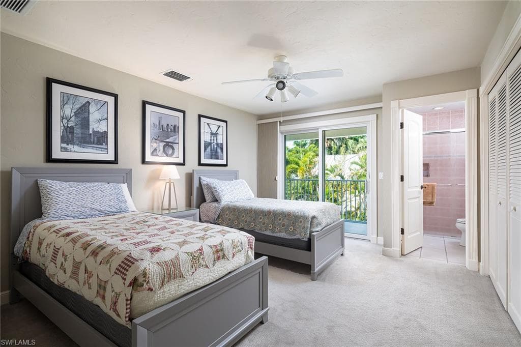 180 7th Ave S, Naples, FL 34102-30