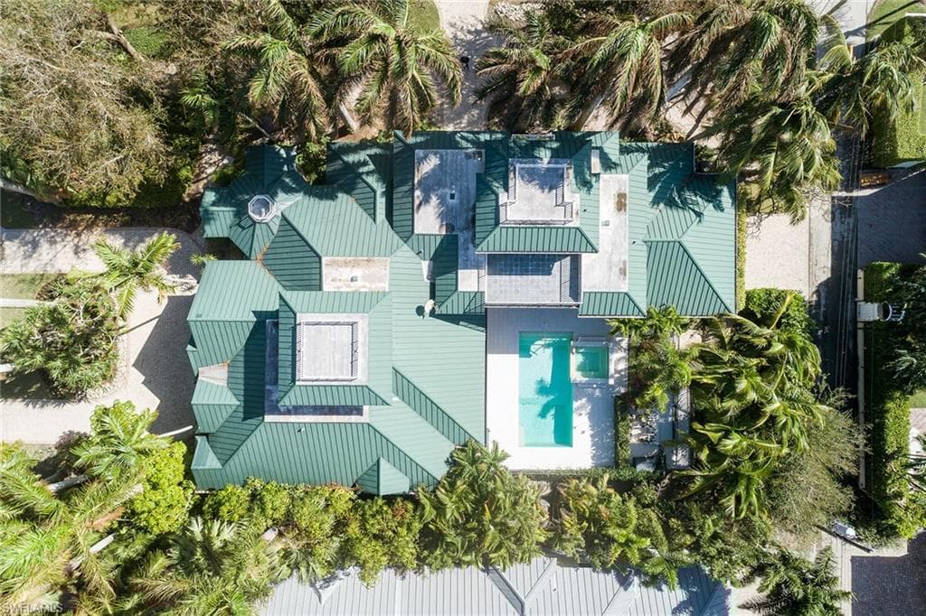 180 7th Ave S, Naples, FL 34102-44