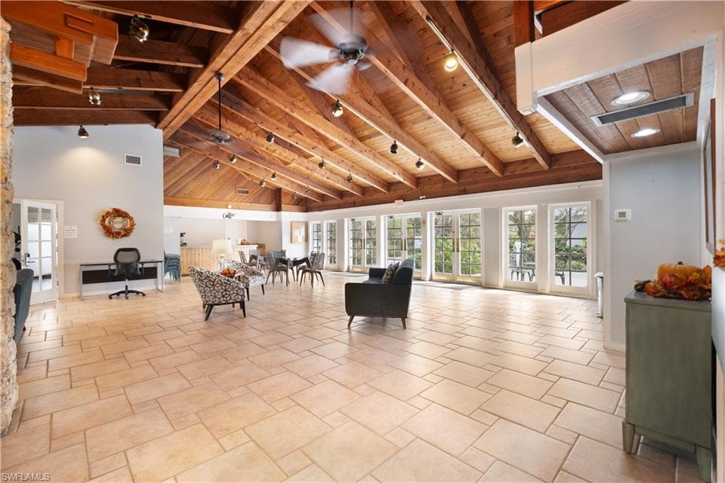 600 Neapolitan Way 216, Naples, FL 34103-29