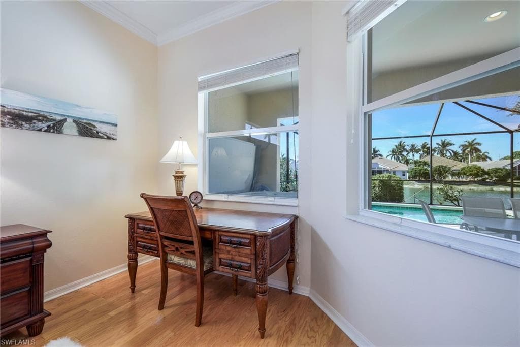 5014 Old Pond Dr, Naples, FL 34104-13