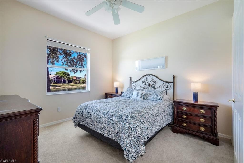 5014 Old Pond Dr, Naples, FL 34104-18