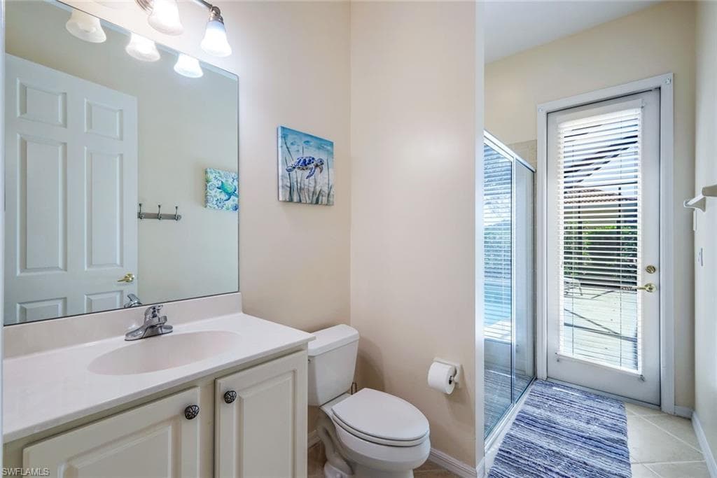 5014 Old Pond Dr, Naples, FL 34104-19