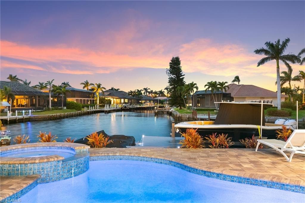 258 Capistrano Ct, Marco Island, FL 34145-37