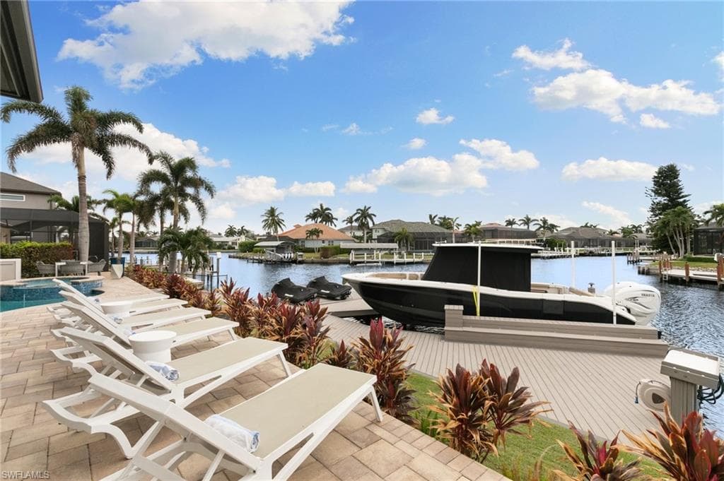 258 Capistrano Ct, Marco Island, FL 34145-42