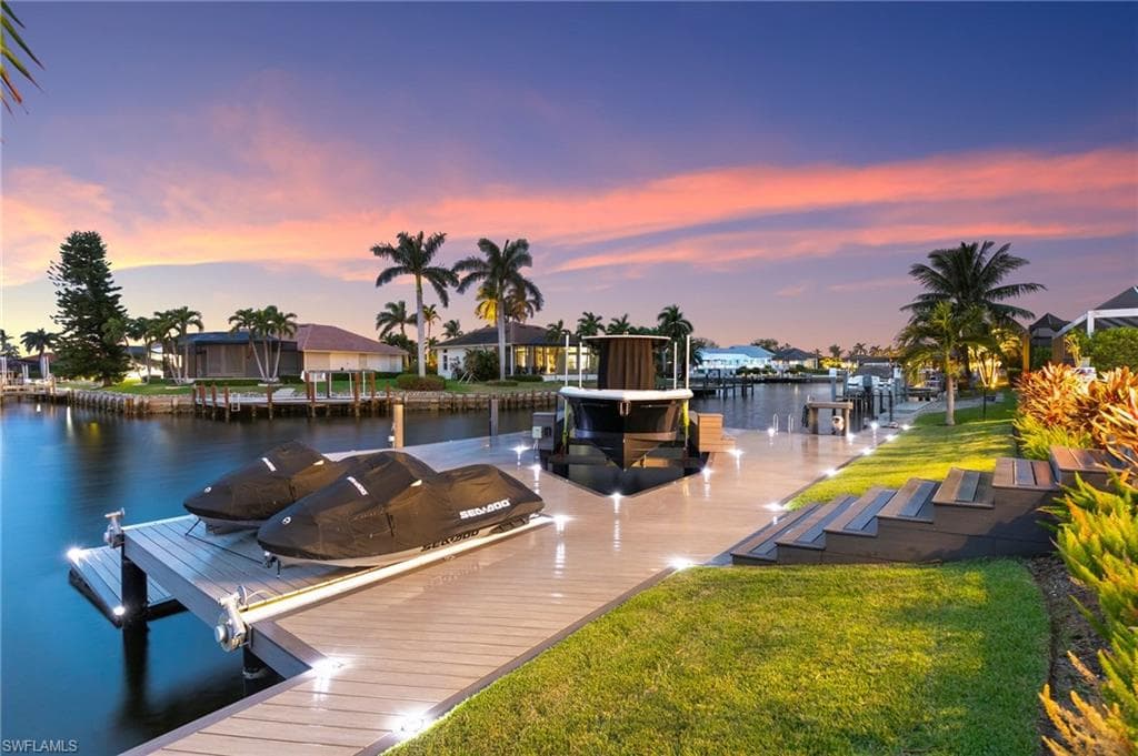 258 Capistrano Ct, Marco Island, FL 34145-43