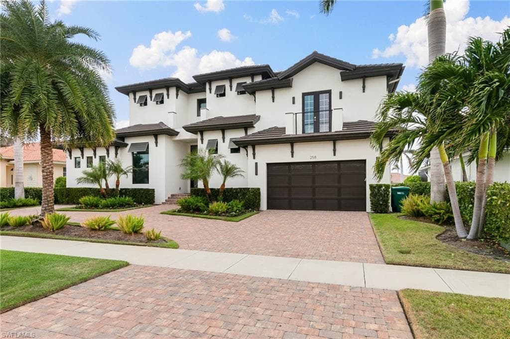 258 Capistrano Ct, Marco Island, FL 34145-46