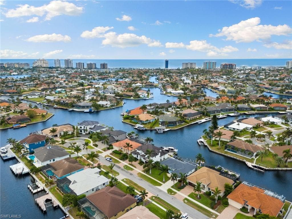 258 Capistrano Ct, Marco Island, FL 34145-51