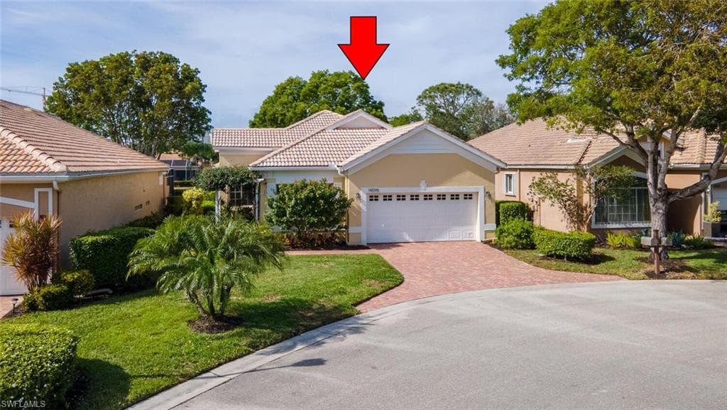 14595 Glen Eden Dr, Naples, FL 34110-4