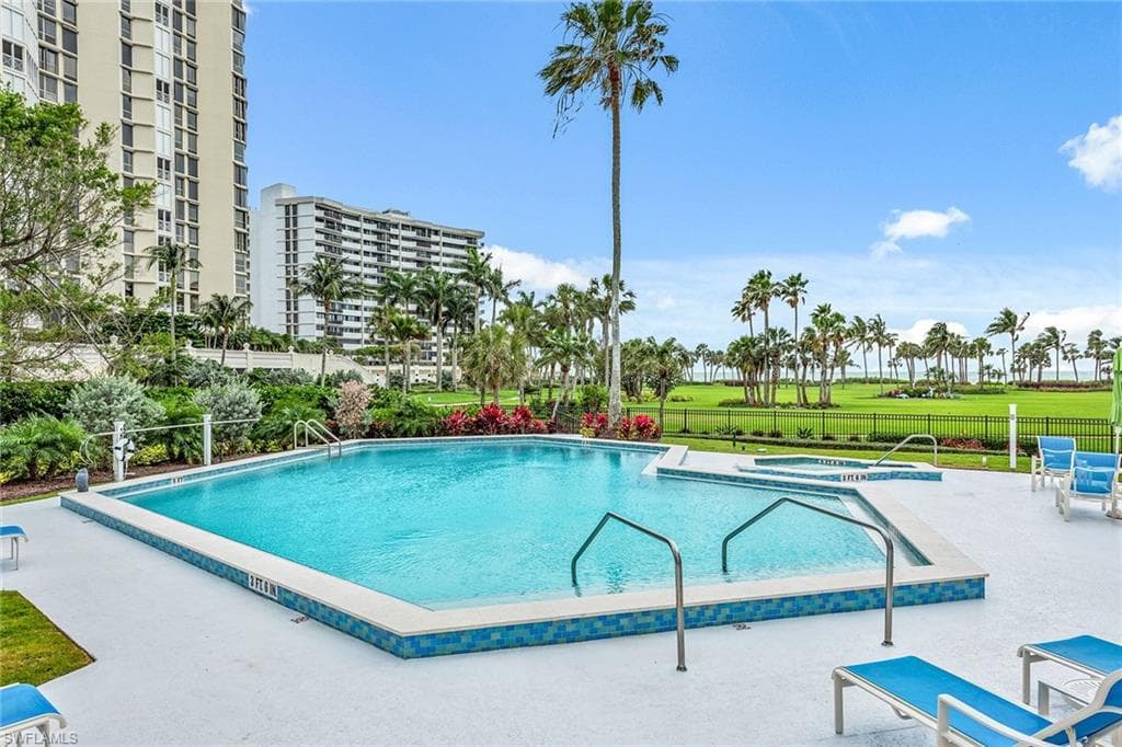 4031 Gulf Shore Blvd N 95, Naples, FL 34103-46