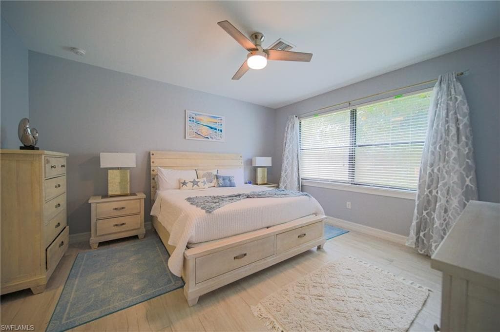 7874 Bucks Run Dr, Naples, FL 34120-11