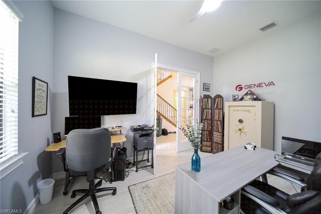 7874 Bucks Run Dr, Naples, FL 34120-16