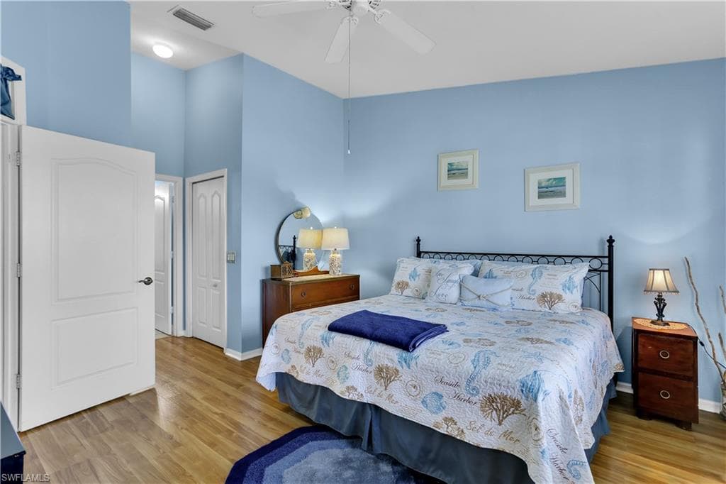338 Newport Dr 1807, Naples, FL 34114-12