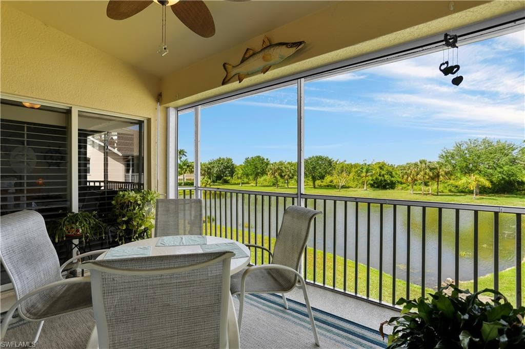 338 Newport Dr 1807, Naples, FL 34114-1