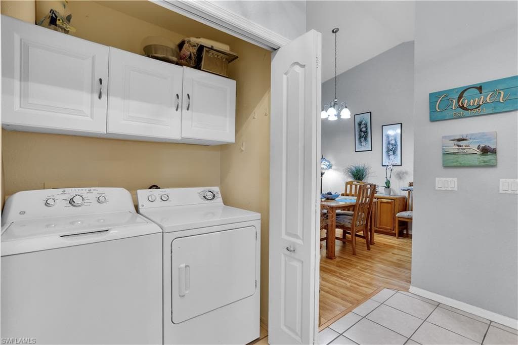 338 Newport Dr 1807, Naples, FL 34114-19