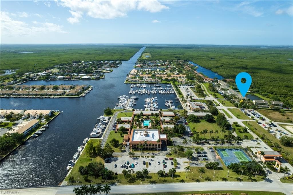 338 Newport Dr 1807, Naples, FL 34114-27