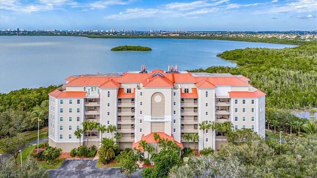 133 Vintage Bay Dr 16, Marco Island, FL 34145-29