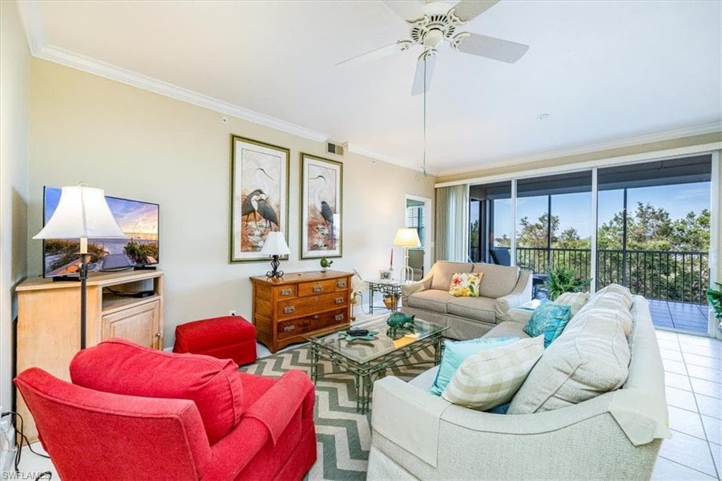 133 Vintage Bay Dr 16, Marco Island, FL 34145-5