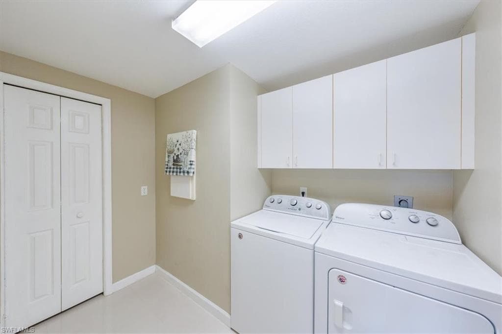 1615 Windy Pines Dr 7, Naples, FL 34112-23