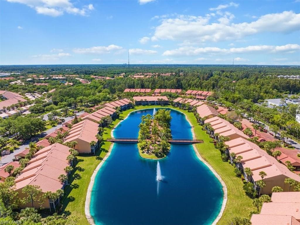 1615 Windy Pines Dr 7, Naples, FL 34112-35