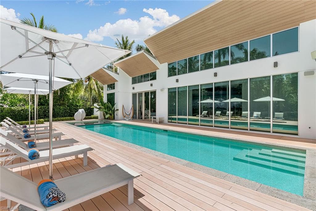 2211 South Winds Dr, Naples, FL 34102-12
