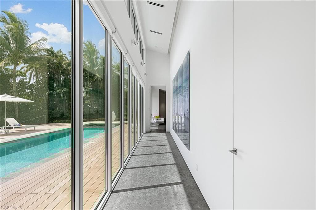2211 South Winds Dr, Naples, FL 34102-27
