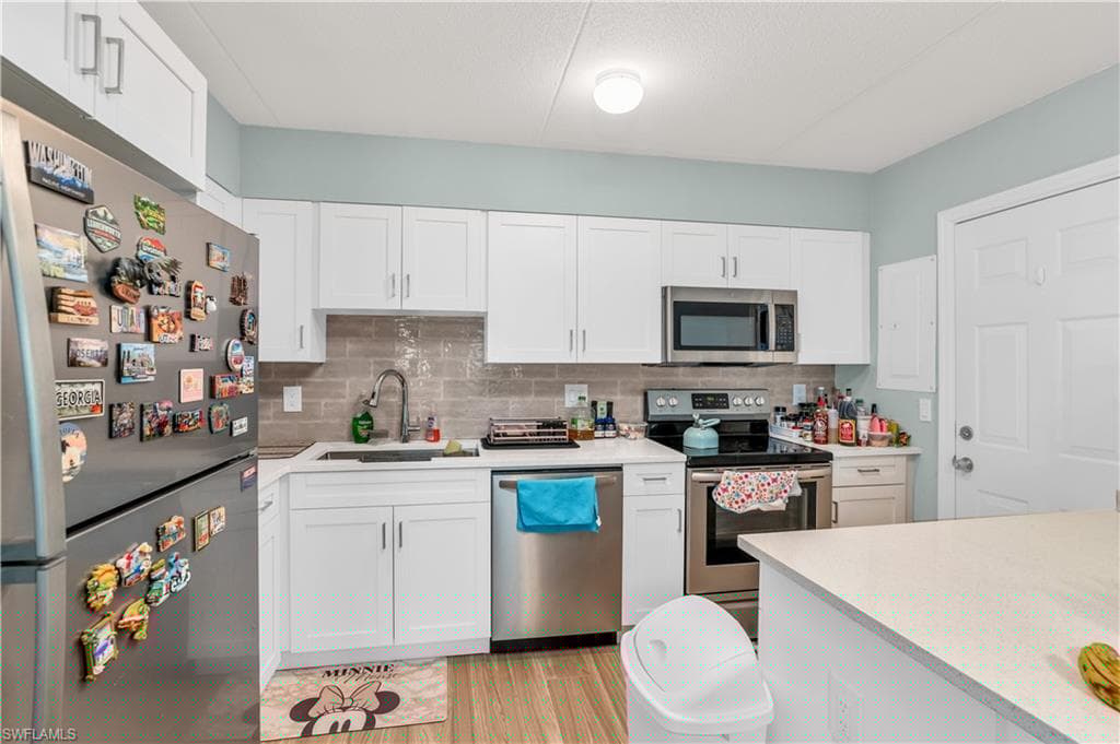 465 Bald Eagle Dr 3, Marco Island, FL 34145-3