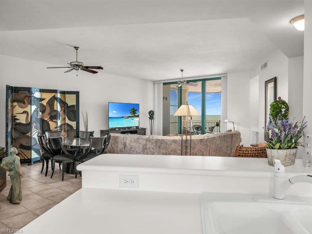 930 Cape Marco Dr 703, Marco Island, FL 34145-12