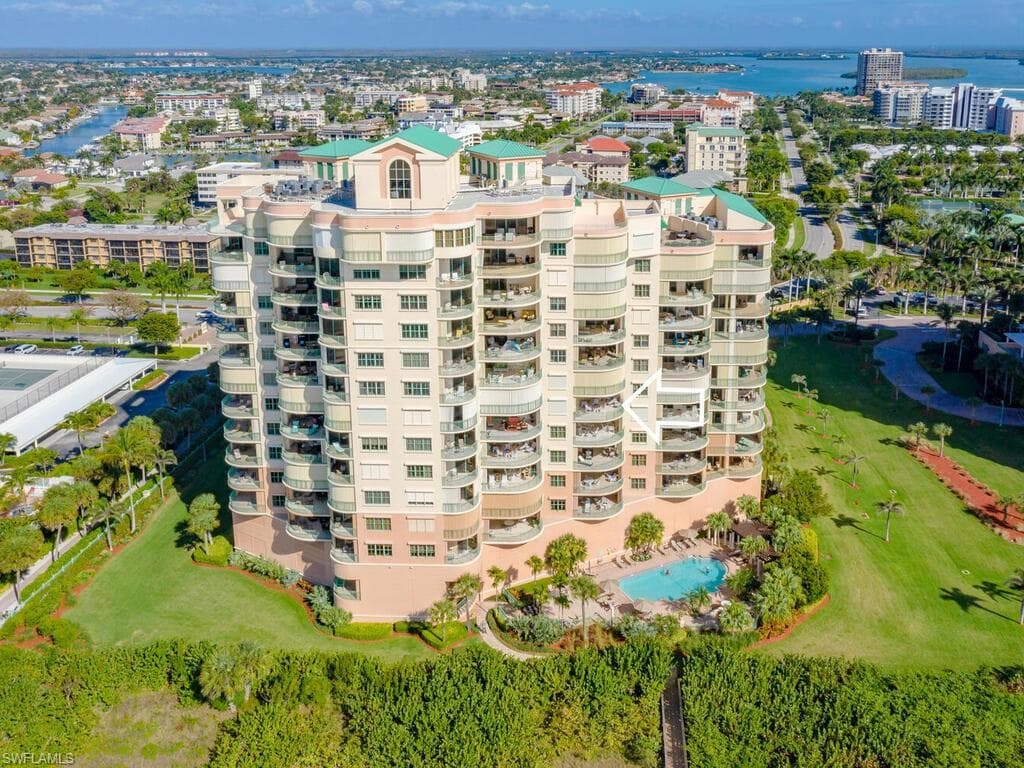 930 Cape Marco Dr 703, Marco Island, FL 34145-31