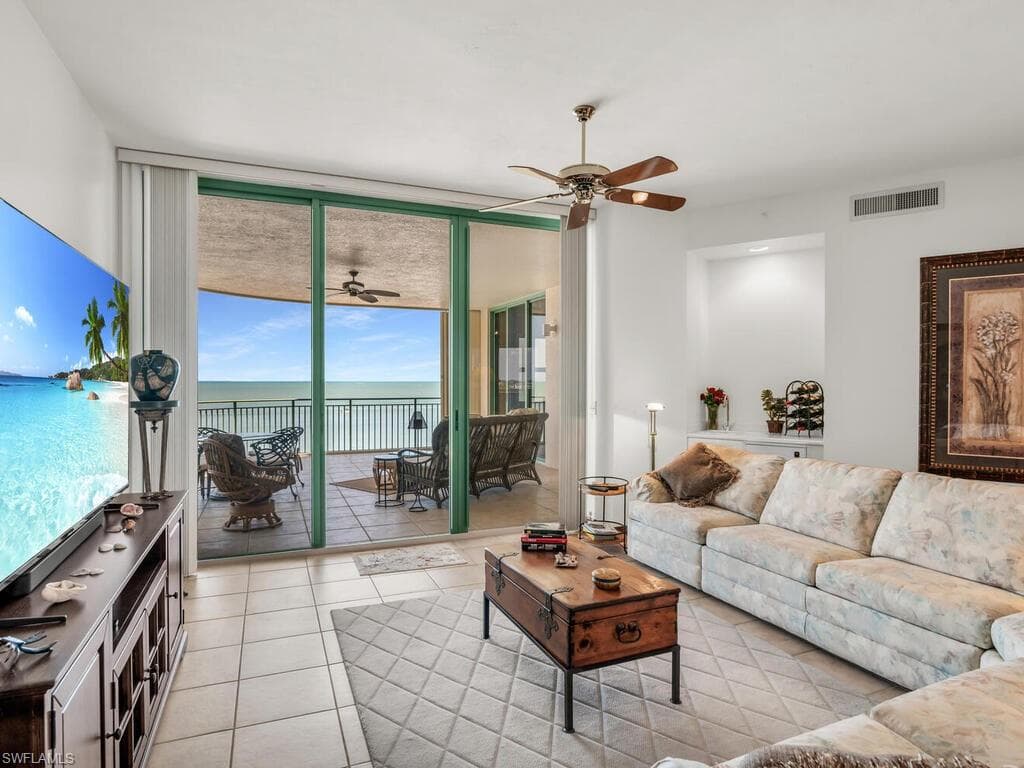 930 Cape Marco Dr 703, Marco Island, FL 34145-8