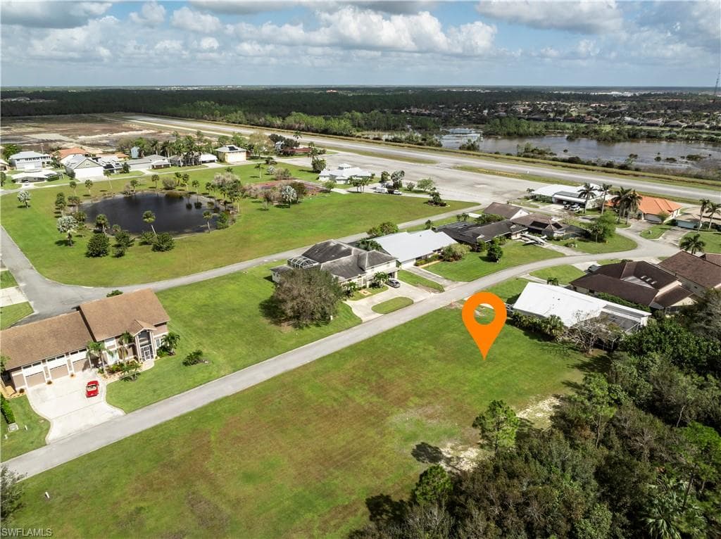 4085 Skyway Dr Lot#33, Naples, FL 34112-2922-2
