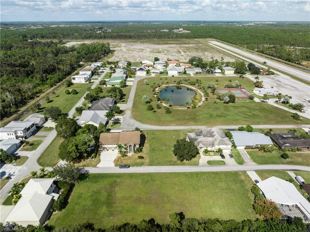 4085 Skyway Dr Lot#33, Naples, FL 34112-2922-6
