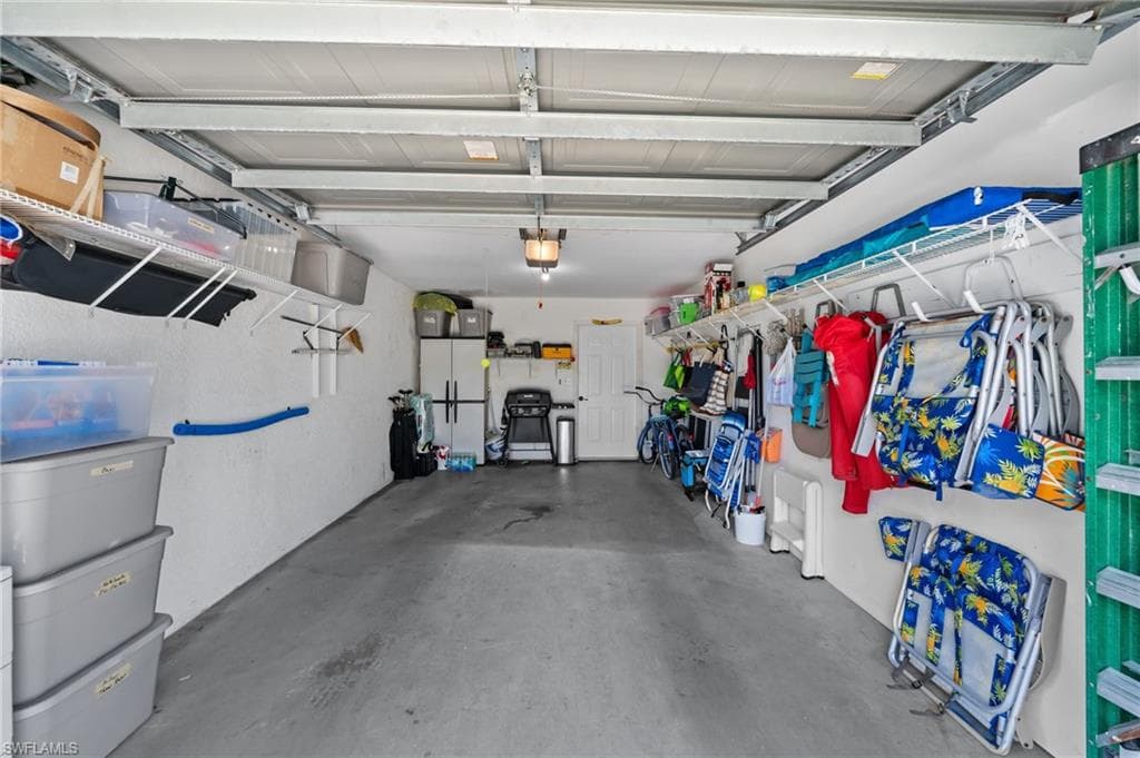 8073 Panther Trl 1403, Naples, FL 34113-23