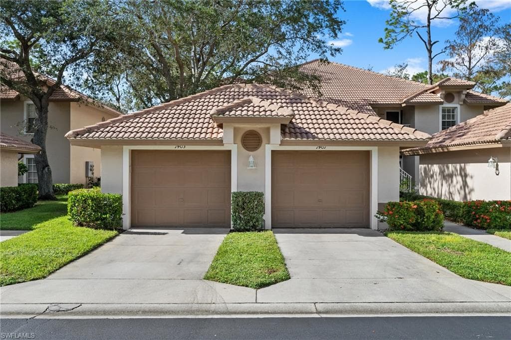 8073 Panther Trl 1403, Naples, FL 34113-24