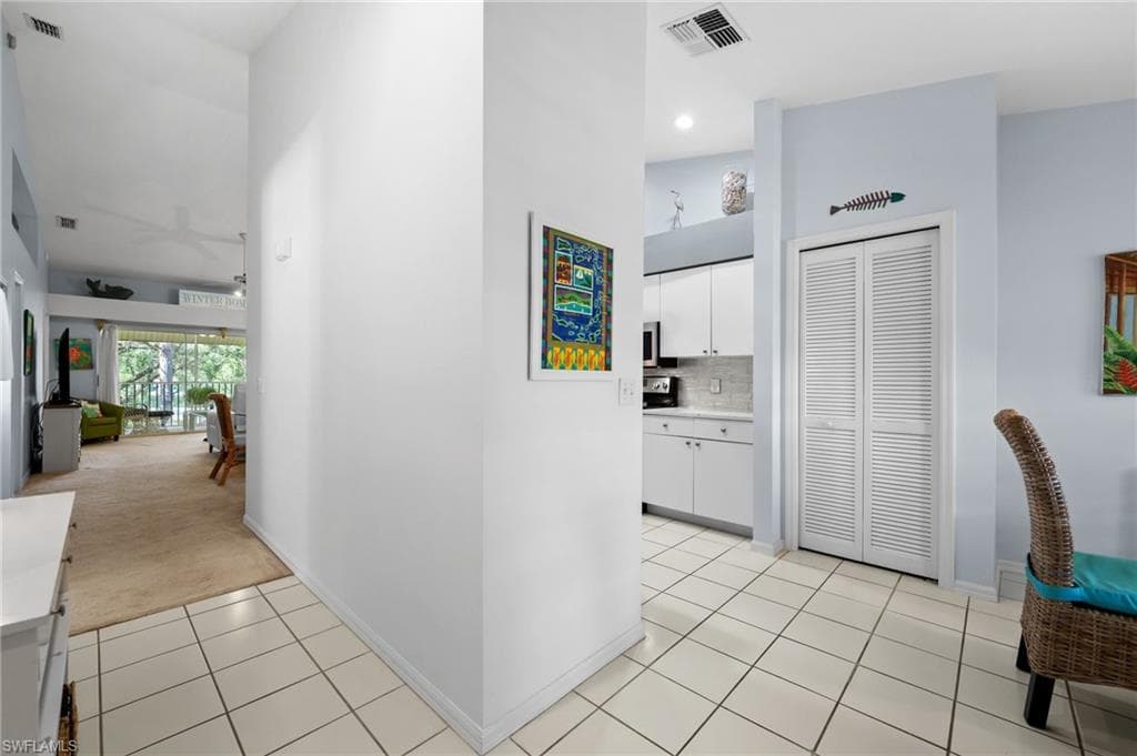 8073 Panther Trl 1403, Naples, FL 34113-3
