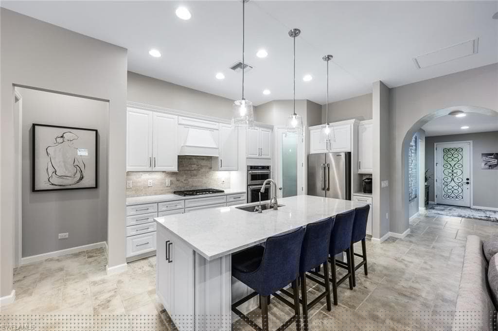 9440 Whooping Crane Way, Naples, FL 34120-2