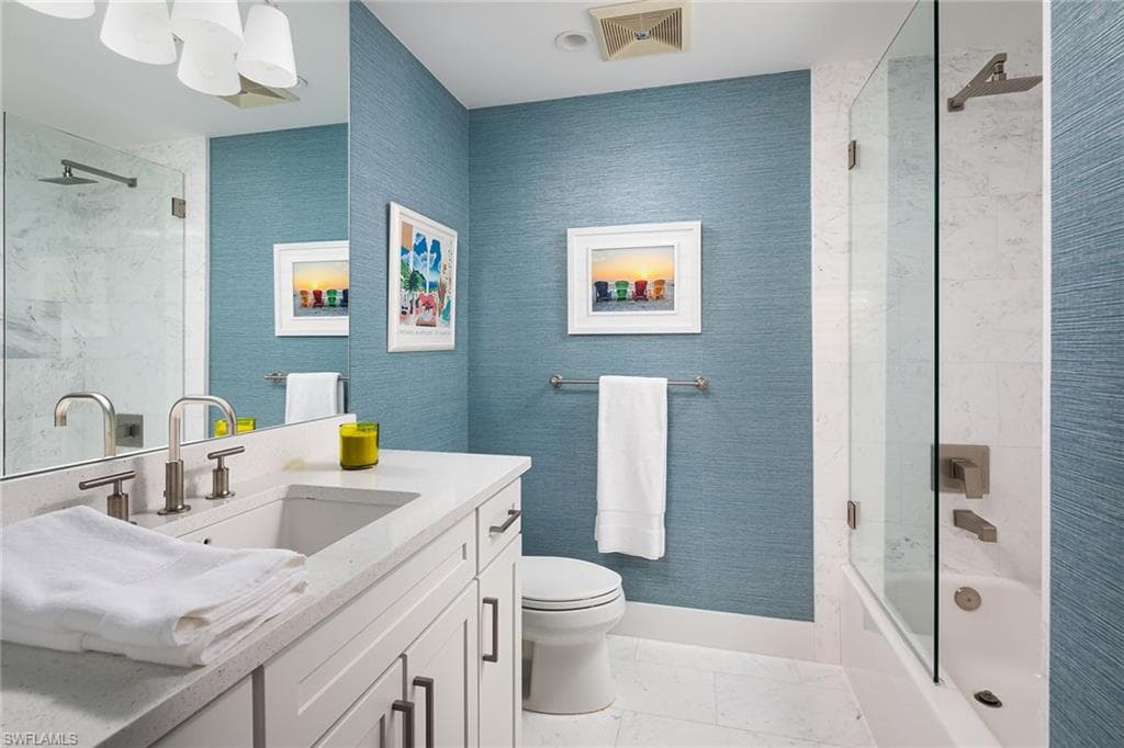 969 8th Ave S 202, Naples, FL 34102-11