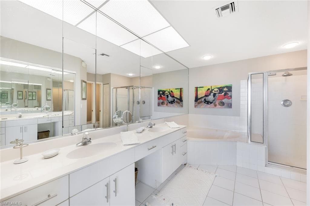 262 Barefoot Beach Blvd 204, Bonita Springs, FL 34134-14