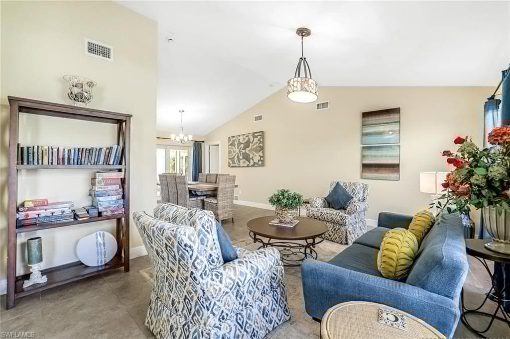 326 Rockhill Ct, Marco Island, FL 34145-9
