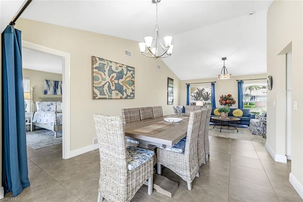 326 Rockhill Ct, Marco Island, FL 34145-14