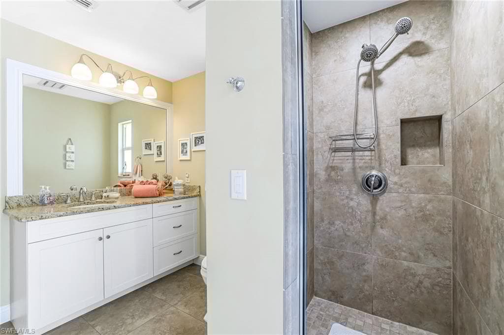 326 Rockhill Ct, Marco Island, FL 34145-22