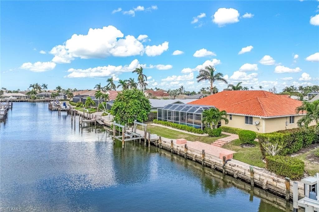 326 Rockhill Ct, Marco Island, FL 34145-35