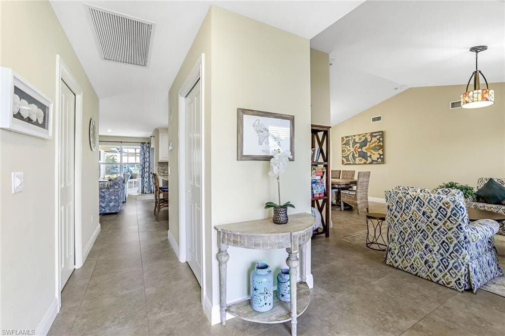 326 Rockhill Ct, Marco Island, FL 34145-6