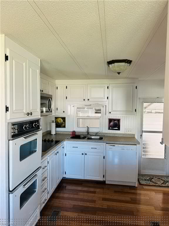 68 Enchanting Blvd E-68, Naples, FL 34112-9