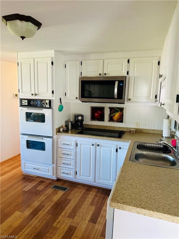 68 Enchanting Blvd E-68, Naples, FL 34112-10