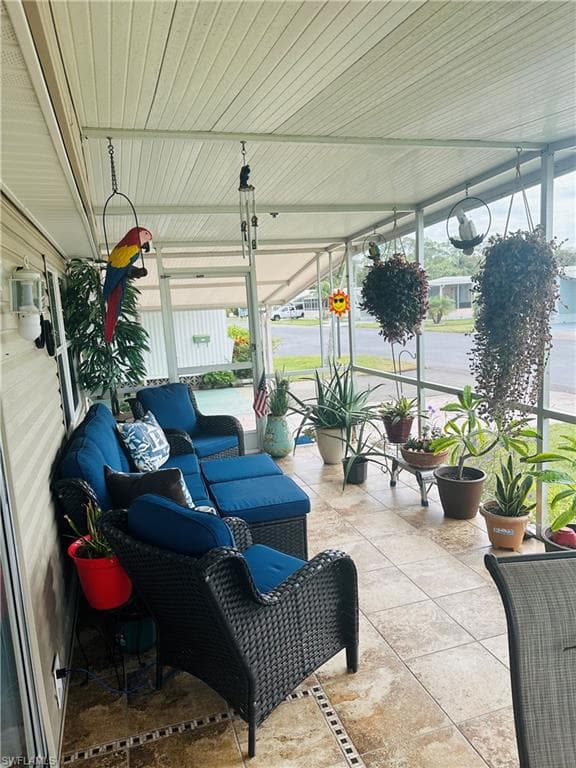 68 Enchanting Blvd E-68, Naples, FL 34112-24