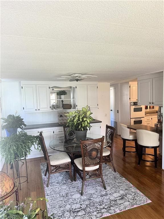 68 Enchanting Blvd E-68, Naples, FL 34112-7