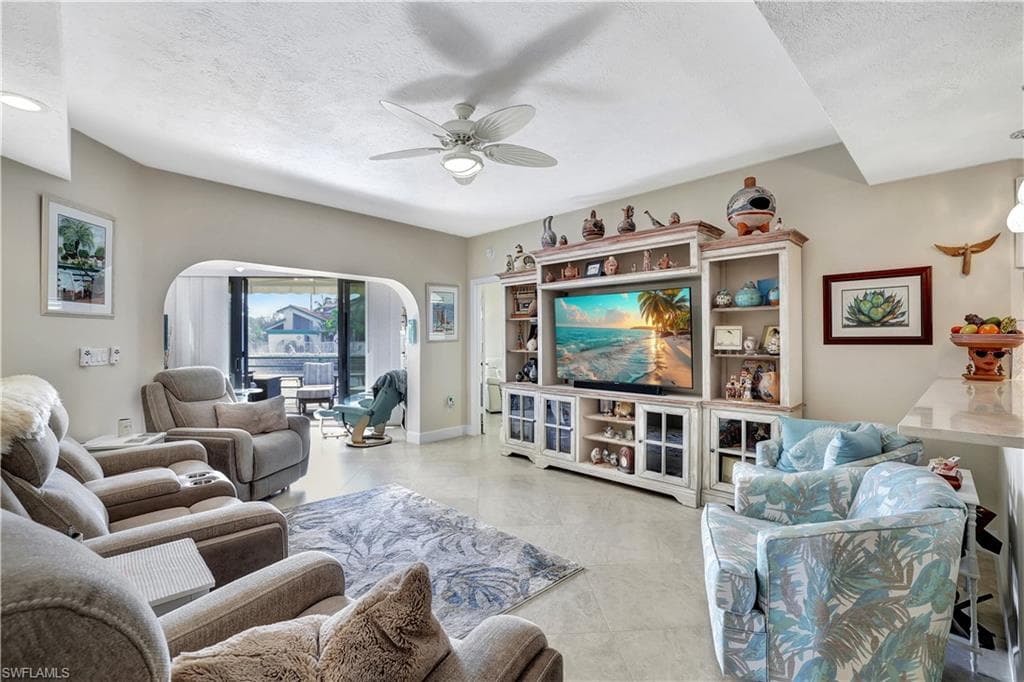 2249 Anchorage Ln B, Naples, FL 34104-11