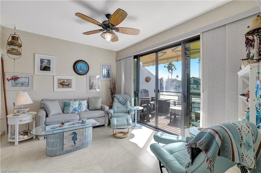 2249 Anchorage Ln B, Naples, FL 34104-15
